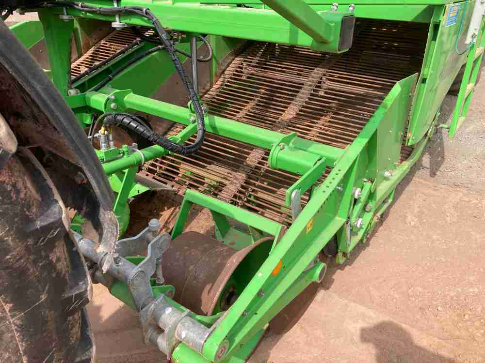 AVR AVR PUMA 4.0, 4 Row Self-Propelled Harvester, 2022 - 콤바인 수확기 : 사진 4 AVR AVR PUMA 4.0, 4 Row Self-Propelled Harvester, 2022 - 콤바인 수확기 : 사진 4