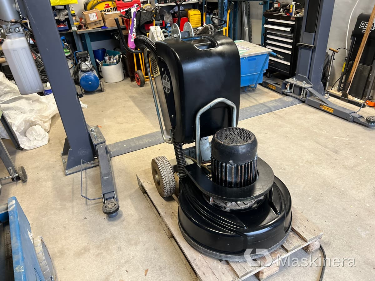 Golvslipmaskin HTC 650E Classic - 건설장비 : 사진 3 Golvslipmaskin HTC 650E Classic - 건설장비 : 사진 3