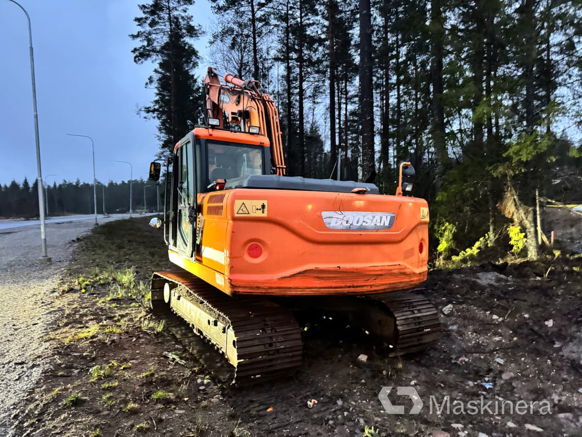Grävmaskin Doosan DX140LC - 크롤러 굴삭기 : 사진 5 Grävmaskin Doosan DX140LC - 크롤러 굴삭기 : 사진 5