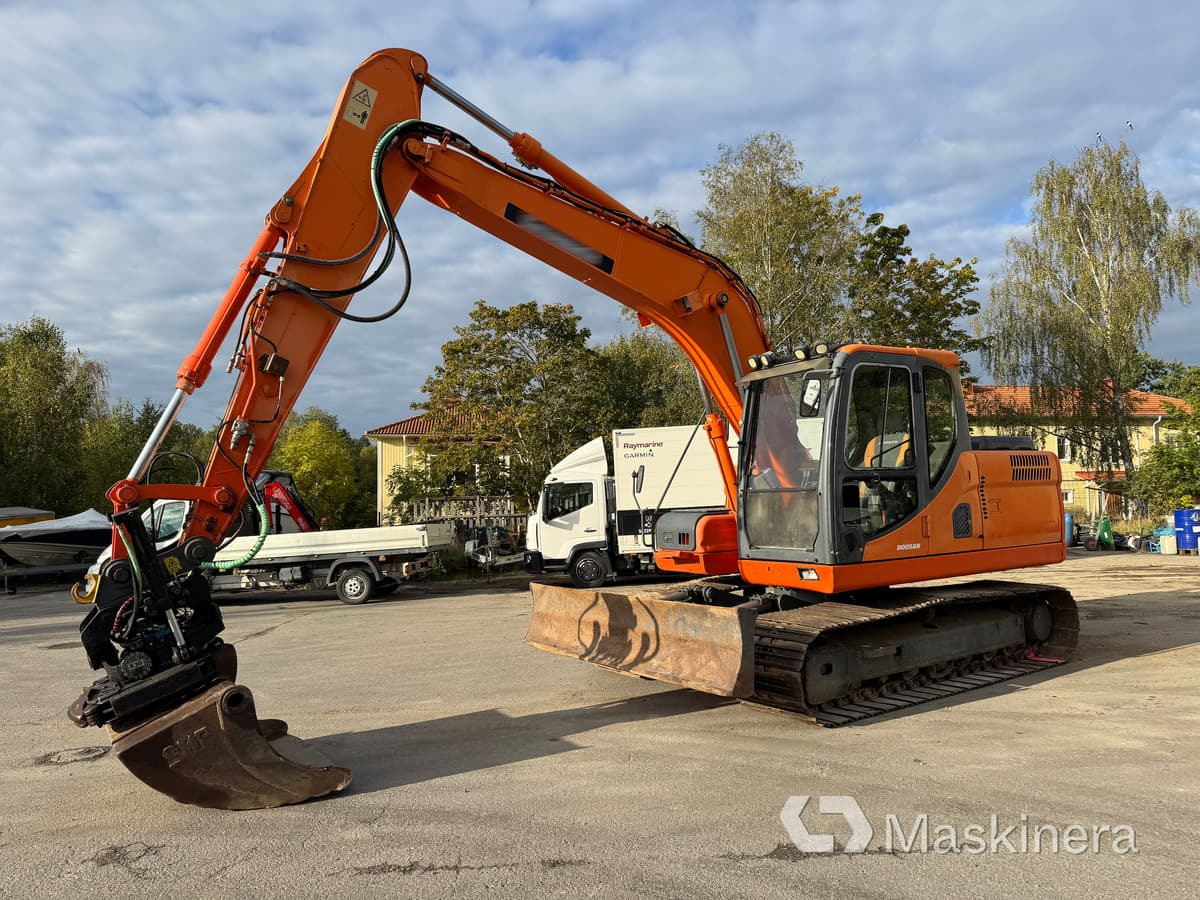 Grävmaskin Doosan DX140LC - 크롤러 굴삭기 : 사진 1 Grävmaskin Doosan DX140LC - 크롤러 굴삭기 : 사진 1
