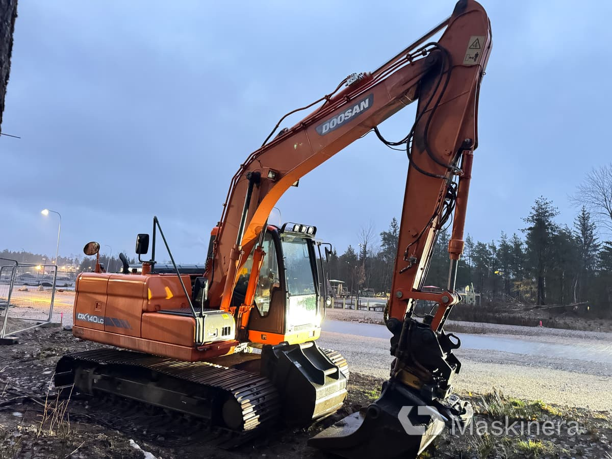 Grävmaskin Doosan DX140LC - 크롤러 굴삭기 : 사진 3 Grävmaskin Doosan DX140LC - 크롤러 굴삭기 : 사진 3