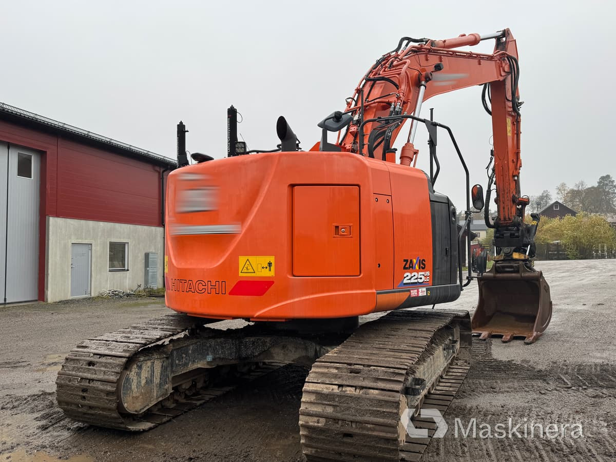 Grävmaskin Hitachi ZX225USLC-6 - 크롤러 굴삭기 : 사진 5 Grävmaskin Hitachi ZX225USLC-6 - 크롤러 굴삭기 : 사진 5