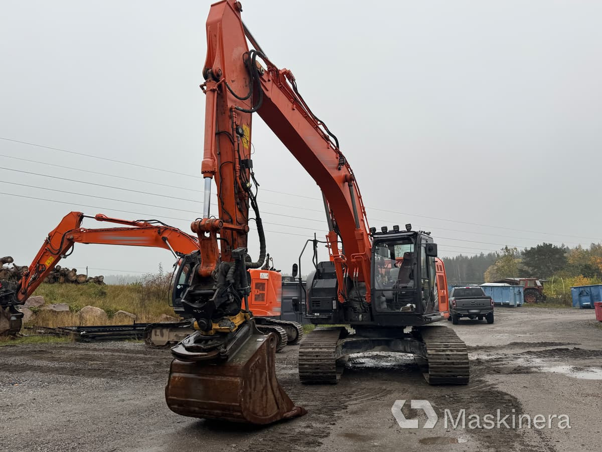 Grävmaskin Hitachi ZX225USLC-6 - 크롤러 굴삭기 : 사진 2 Grävmaskin Hitachi ZX225USLC-6 - 크롤러 굴삭기 : 사진 2