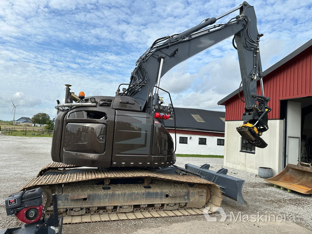 크롤러 굴삭기 Grävmaskin Kobelco SK270SRNLC-5 : 사진 6