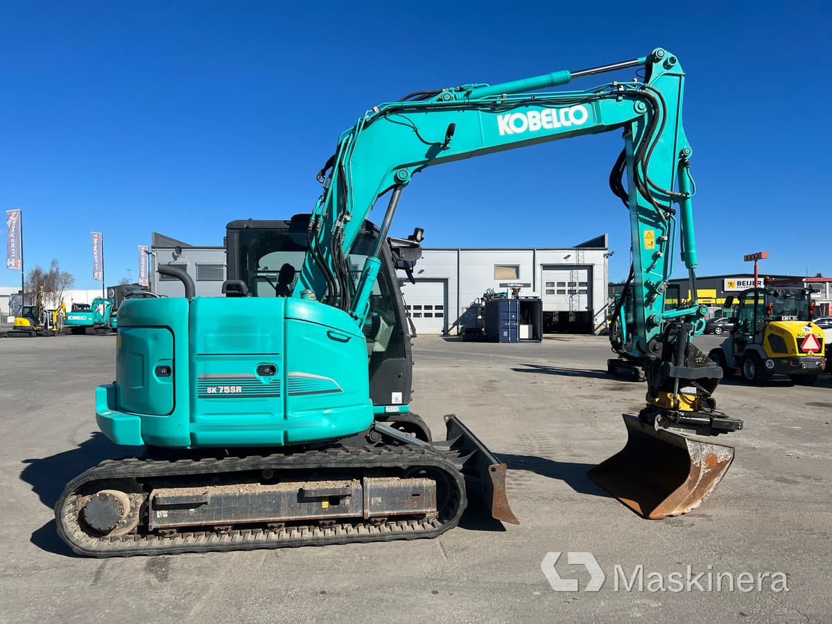 Grävmaskin Kobelco SK75SR-3E - 크롤러 굴삭기 : 사진 4 Grävmaskin Kobelco SK75SR-3E - 크롤러 굴삭기 : 사진 4