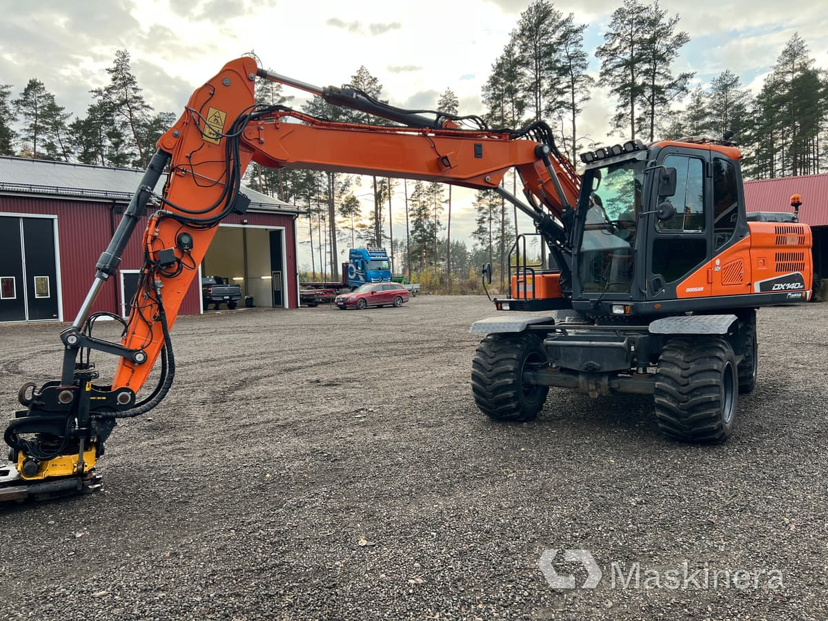 Hjulgrävare Doosan DX140-5 - 크롤러 굴삭기 : 사진 1 Hjulgrävare Doosan DX140-5 - 크롤러 굴삭기 : 사진 1