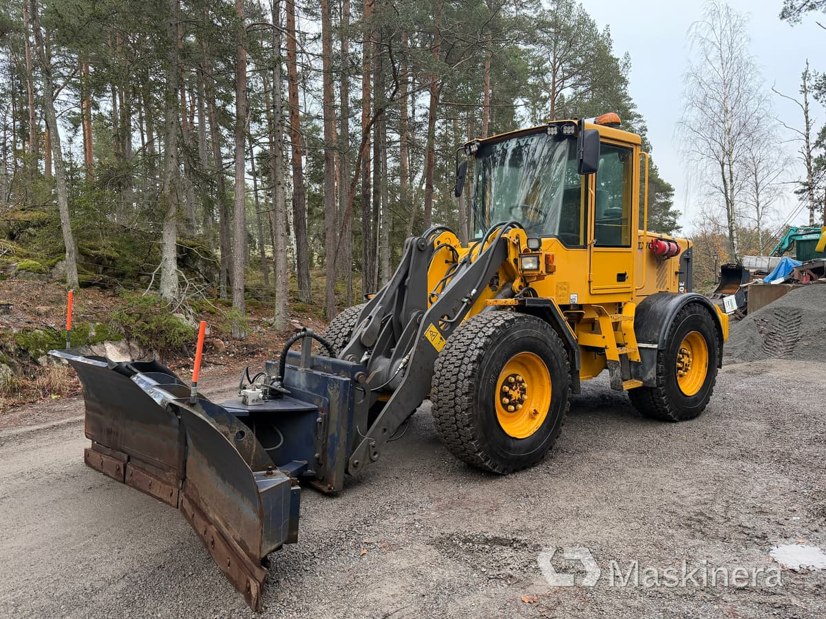 Hjullastare Volvo L50E med tillbehör - 휠 로더 : 사진 1 Hjullastare Volvo L50E med tillbehör - 휠 로더 : 사진 1