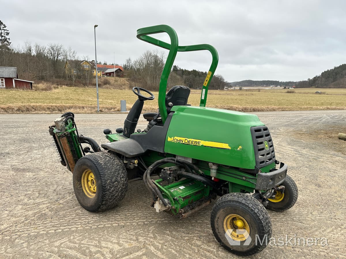 John Deere 7700 PC FM PrecisionCut Fairwayklippare - 정원 모어 : 사진 3 John Deere 7700 PC FM PrecisionCut Fairwayklippare - 정원 모어 : 사진 3