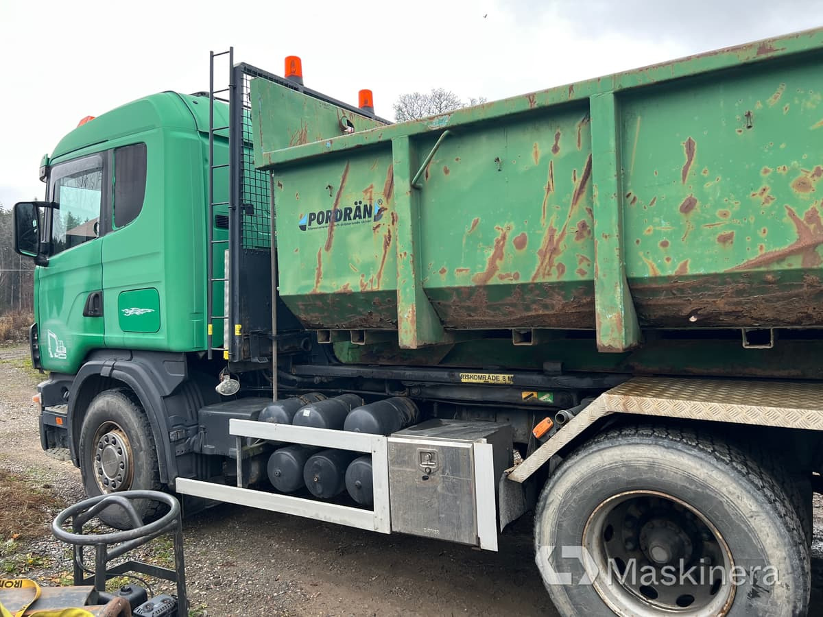 Lastväxlare Scania R124GB8X4 - 후크 리프트 트럭 : 사진 5 Lastväxlare Scania R124GB8X4 - 후크 리프트 트럭 : 사진 5