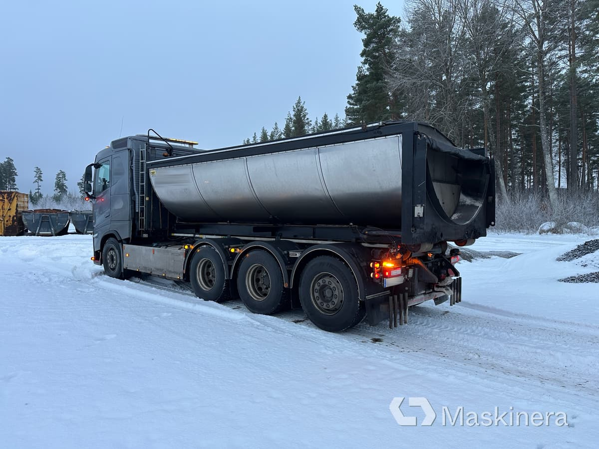 Lastväxlare Volvo FH med sprider & flak - 덤프트럭 : 사진 3 Lastväxlare Volvo FH med sprider & flak - 덤프트럭 : 사진 3