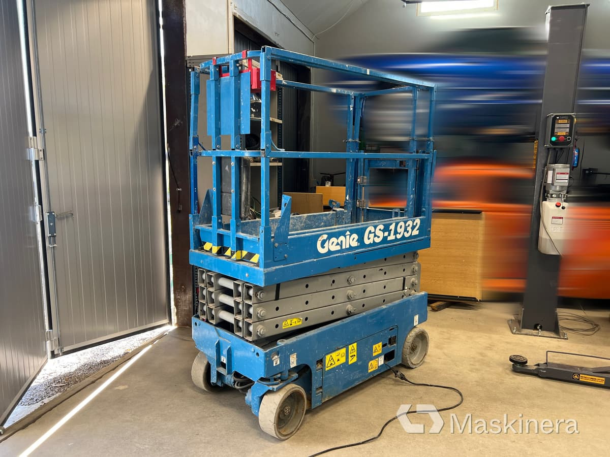 Saxlift Genie GS-1932 - 시저 리프트 : 사진 3 Saxlift Genie GS-1932 - 시저 리프트 : 사진 3