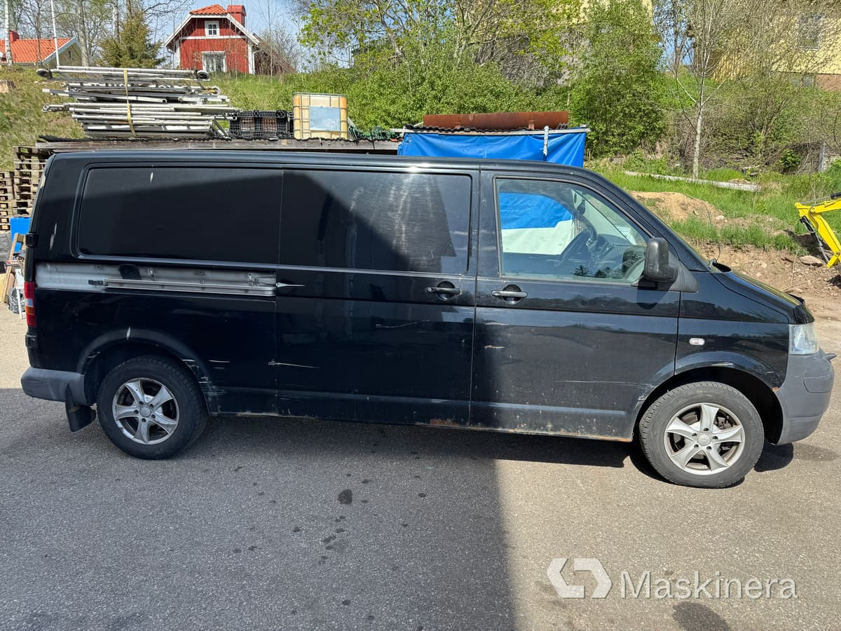 Skåpbil Volkswagen Transporter 2.5 TDI - 소형 밴 : 사진 4 Skåpbil Volkswagen Transporter 2.5 TDI - 소형 밴 : 사진 4