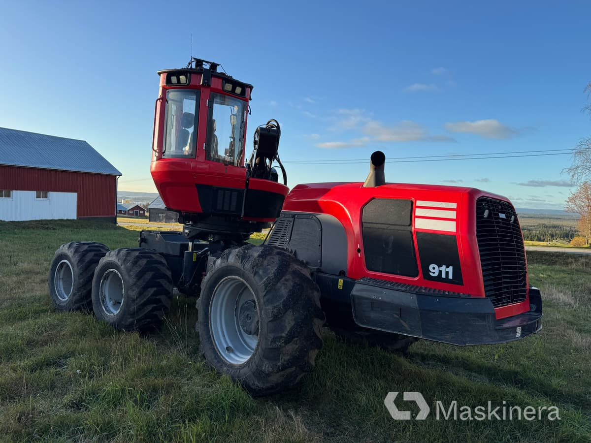 Skördare Komatsu XH 911 CX-6 - 산림용 수확기 : 사진 3 Skördare Komatsu XH 911 CX-6 - 산림용 수확기 : 사진 3