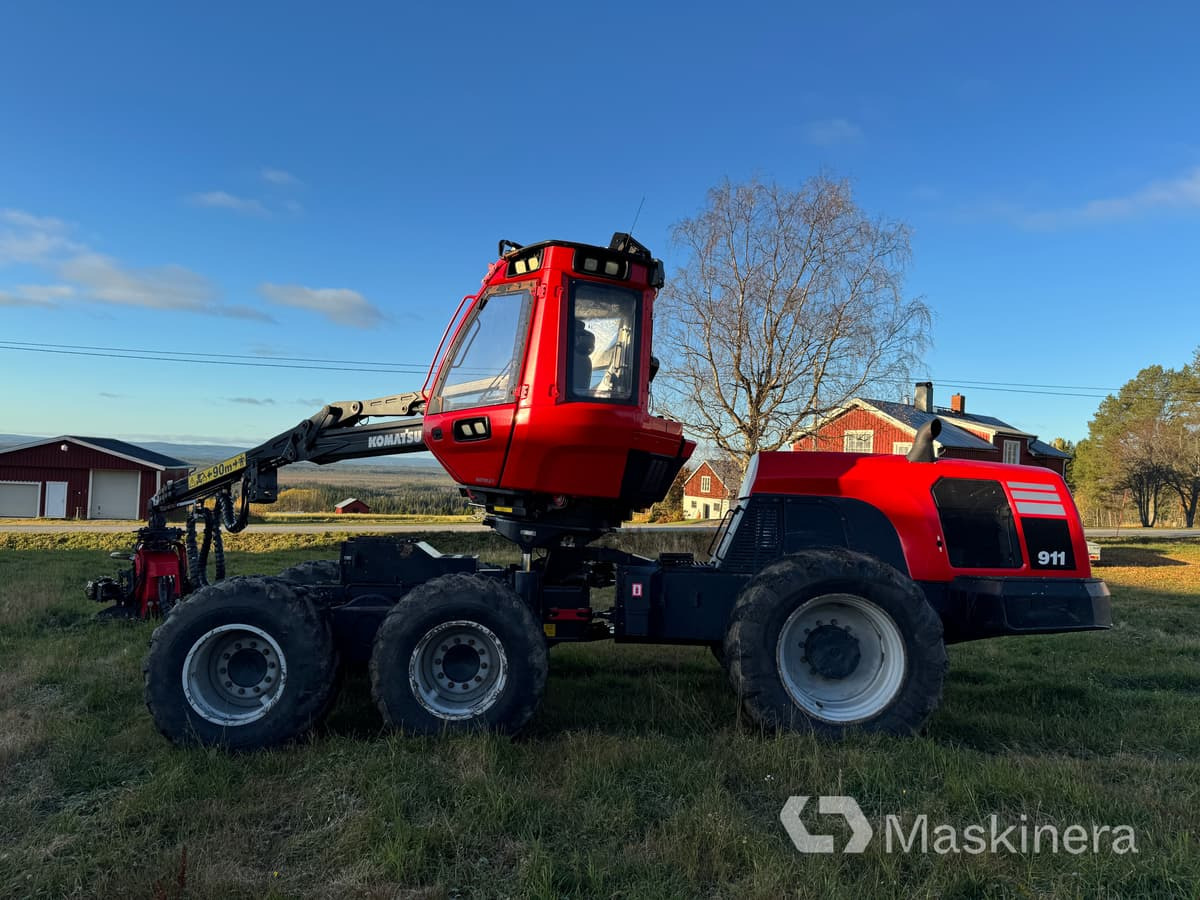 Skördare Komatsu XH 911 CX-6 - 산림용 수확기 : 사진 2 Skördare Komatsu XH 911 CX-6 - 산림용 수확기 : 사진 2