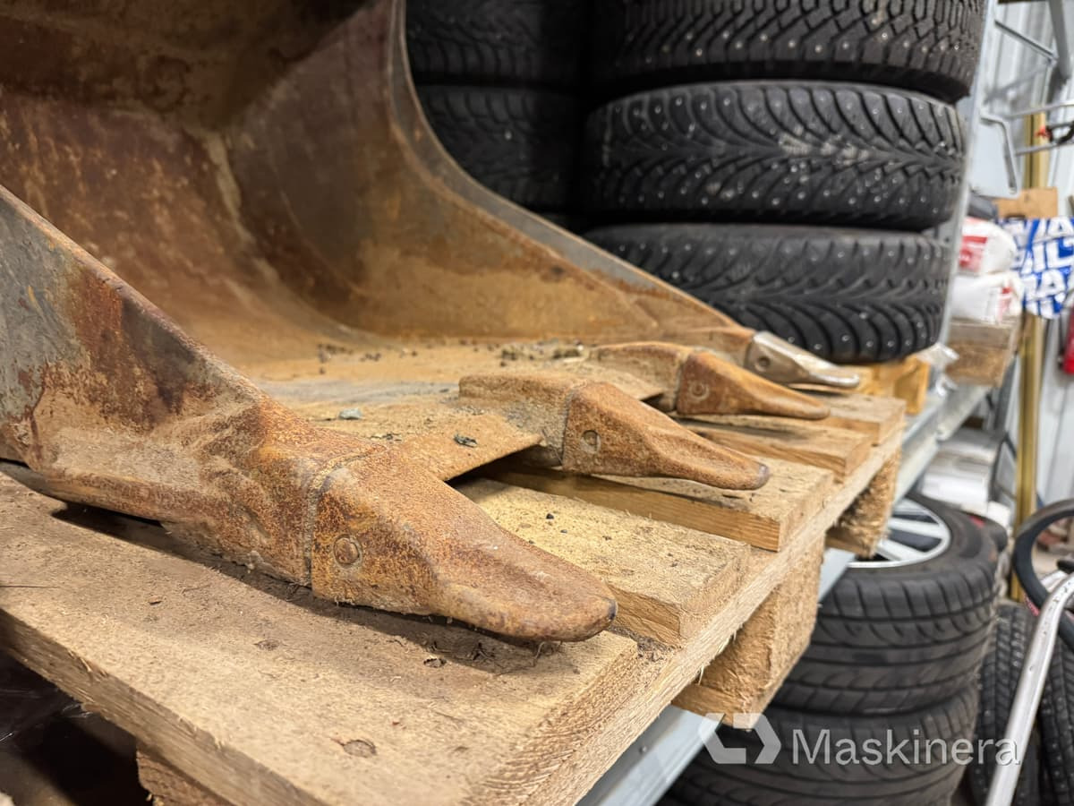 Tandad Grävskopa Götene G 230 S40 - 굴삭기 버킷 : 사진 5 Tandad Grävskopa Götene G 230 S40 - 굴삭기 버킷 : 사진 5