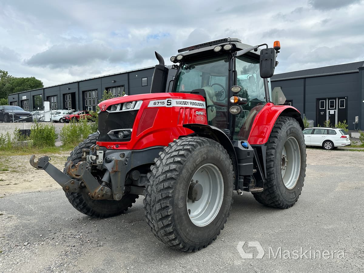 Traktor Massey Fergusson MF 6715 S + Bigab 10-14 G2 - 장궤형 트랙터 : 사진 1 Traktor Massey Fergusson MF 6715 S + Bigab 10-14 G2 - 장궤형 트랙터 : 사진 1
