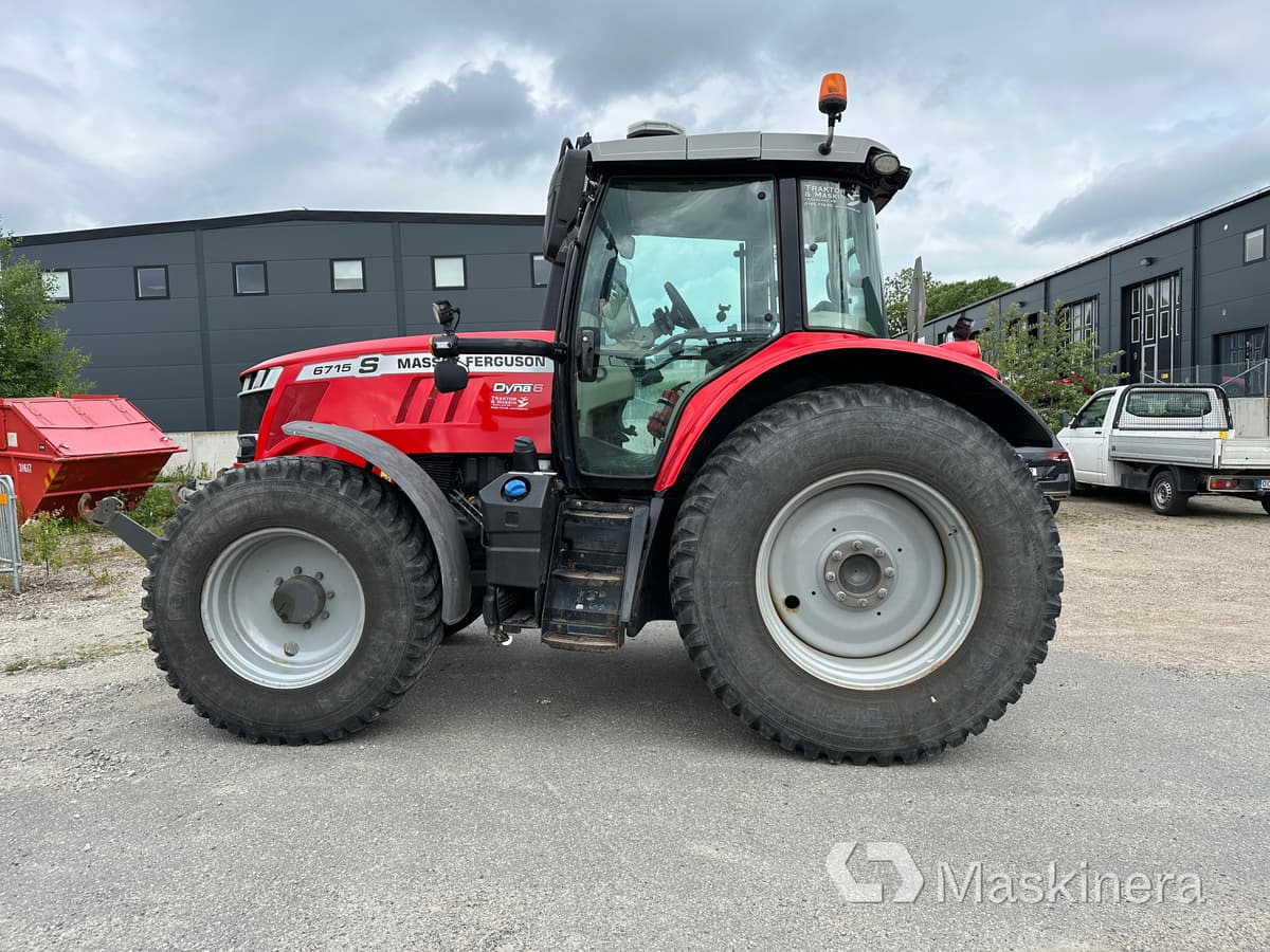 Traktor Massey Fergusson MF 6715 S + Bigab 10-14 G2 - 장궤형 트랙터 : 사진 2 Traktor Massey Fergusson MF 6715 S + Bigab 10-14 G2 - 장궤형 트랙터 : 사진 2