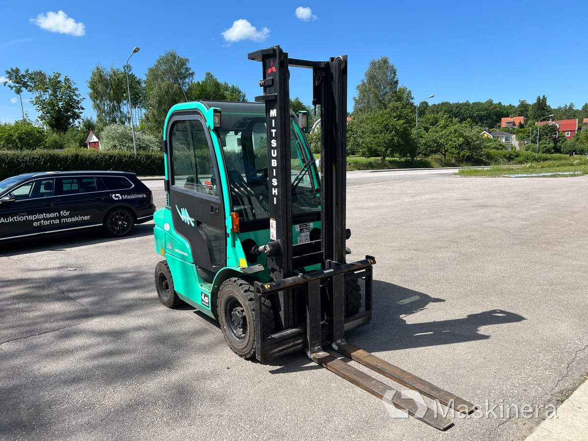 Truck Mitsubishi FD25N - 디젤 지게차 : 사진 3 Truck Mitsubishi FD25N - 디젤 지게차 : 사진 3