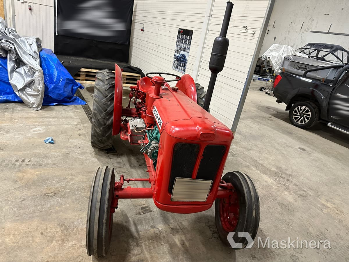 Veterantraktor Volvo BM 320 - 장궤형 트랙터 : 사진 2 Veterantraktor Volvo BM 320 - 장궤형 트랙터 : 사진 2