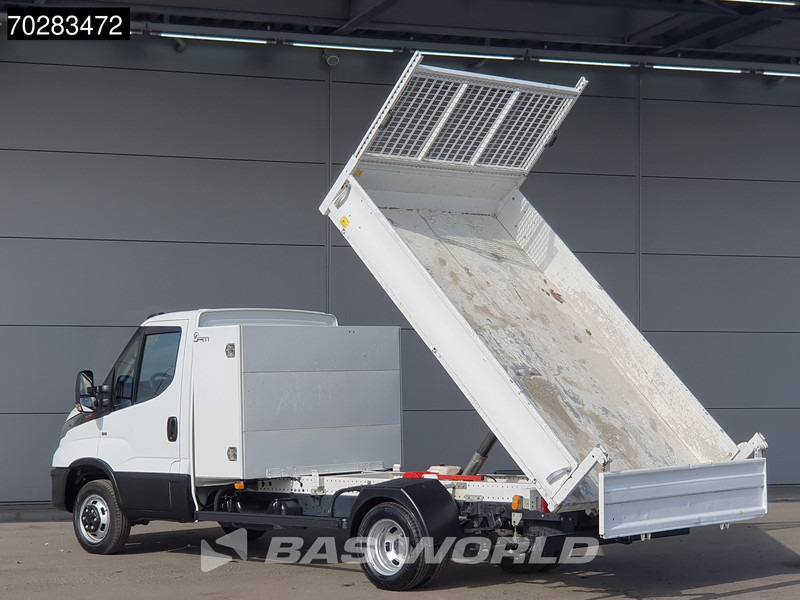 Iveco Daily 35C16 3.0L Kipper met Kist Dubbellucht 3,5t Trekhaak Airco Cruise Euro6 Tipper Benne Kieper 2m3 Airco Trekhaak Cruise control - 덤프 밴 : 사진 2 Iveco Daily 35C16 3.0L Kipper met Kist Dubbellucht 3,5t Trekhaak Airco Cruise Euro6 Tipper Benne Kieper 2m3 Airco Trekhaak Cruise control - 덤프 밴 : 사진 2