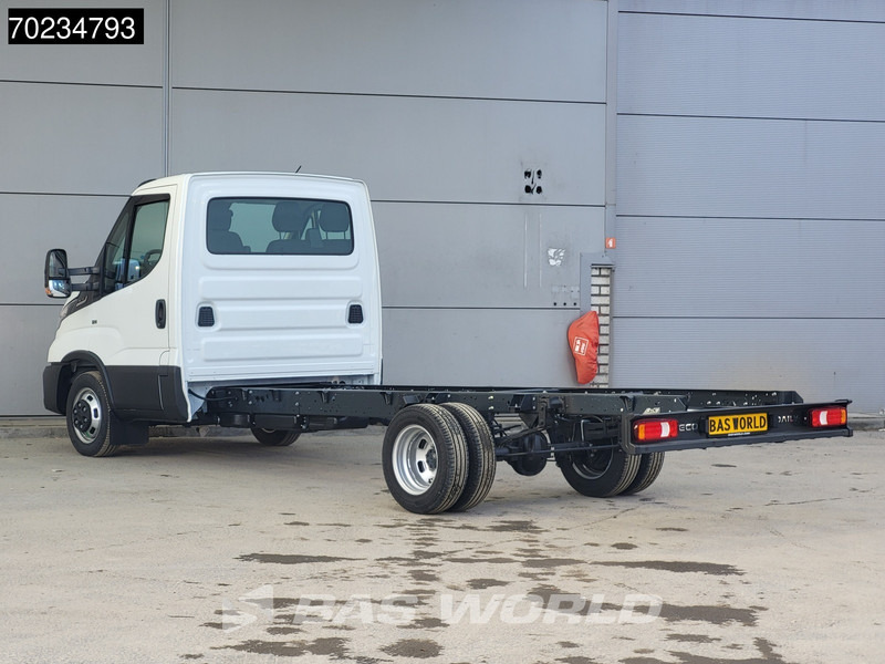 Iveco Daily 35C18 3.0L Automaat Dubbellucht 2025 model 410WB ACC Camera Airco Navi Chassis Cabine Fahrgestell Airco Cruise control - 밴 : 사진 3 Iveco Daily 35C18 3.0L Automaat Dubbellucht 2025 model 410WB ACC Camera Airco Navi Chassis Cabine Fahrgestell Airco Cruise control - 밴 : 사진 3