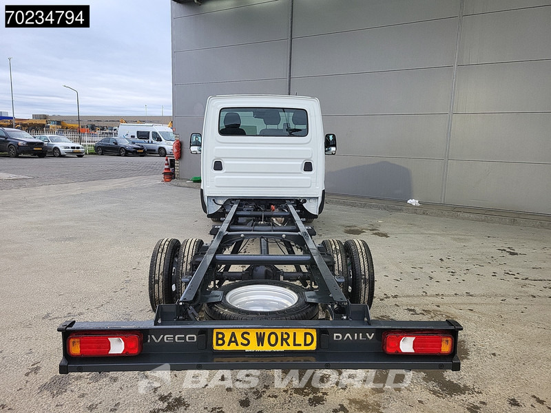 Iveco Daily 35C18 3.0L Automaat Dubbellucht 2025 model 410WB ACC Camera Airco Navi Chassis Cabine Fahrgestell Airco - 밴 : 사진 5 Iveco Daily 35C18 3.0L Automaat Dubbellucht 2025 model 410WB ACC Camera Airco Navi Chassis Cabine Fahrgestell Airco - 밴 : 사진 5