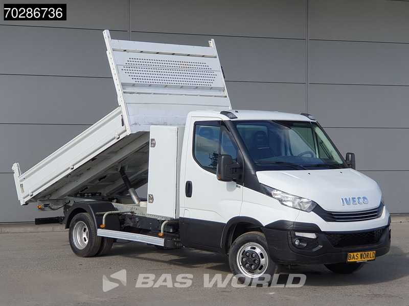 Iveco Daily 35C18 3.0L Automaat Kipper met Kist Dubbellucht 3,5t Trekhaak Airco Euro6 Tipper Kieper Benne 2m3 Airco Trekhaak Cruise control - 덤프 밴 : 사진 3 Iveco Daily 35C18 3.0L Automaat Kipper met Kist Dubbellucht 3,5t Trekhaak Airco Euro6 Tipper Kieper Benne 2m3 Airco Trekhaak Cruise control - 덤프 밴 : 사진 3