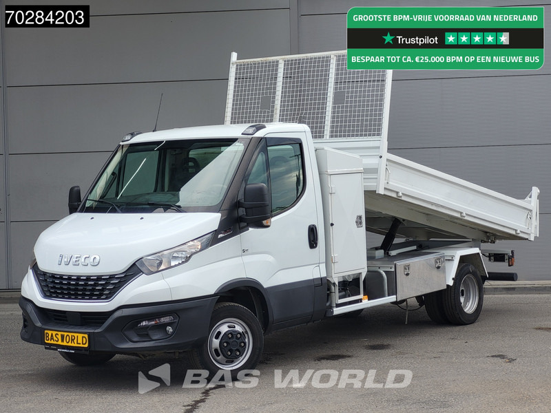 Iveco Daily 35C18 3.0L Automaat Kipper met Kist Dubbellucht 3,5t Trekhaak Cruise Euro6 Tipper Benne Kieper 2m3 Trekhaak Cruise control - 덤프 밴 : 사진 1 Iveco Daily 35C18 3.0L Automaat Kipper met Kist Dubbellucht 3,5t Trekhaak Cruise Euro6 Tipper Benne Kieper 2m3 Trekhaak Cruise control - 덤프 밴 : 사진 1