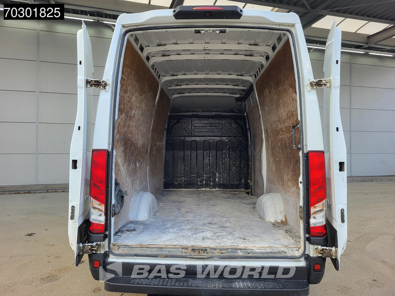 Iveco Daily 35S15 3.0L Automaat Luchtvering L2H2 3,5t Trekhaak 150PK Navi Airco Cruise Camera Euro6 L2 Airco Trekhaak Cruise control - 패널 밴 : 사진 3 Iveco Daily 35S15 3.0L Automaat Luchtvering L2H2 3,5t Trekhaak 150PK Navi Airco Cruise Camera Euro6 L2 Airco Trekhaak Cruise control - 패널 밴 : 사진 3