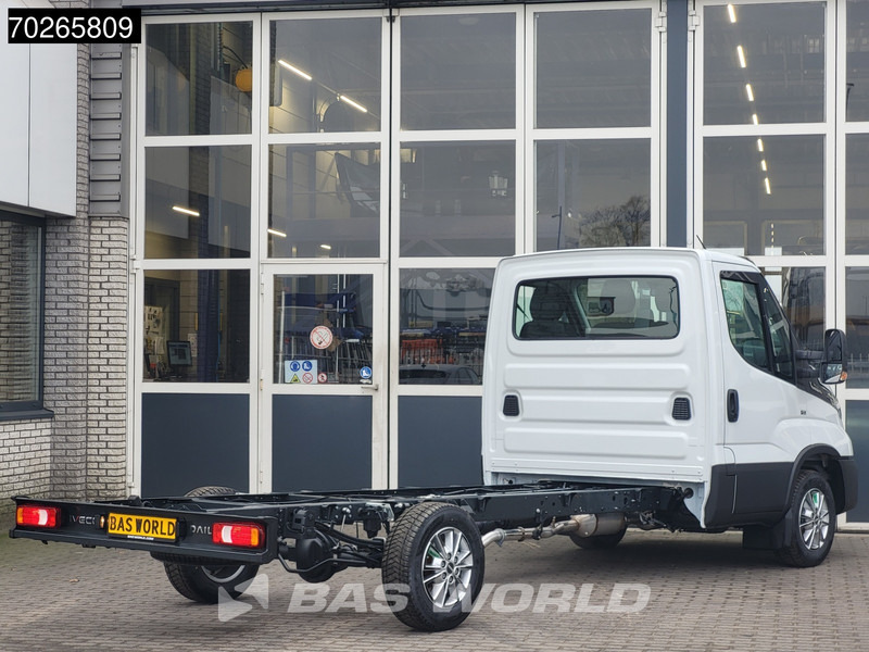 Iveco Daily 35S16 Automaat Chassis Cabine 410WB 2025 model LED CarPlay Camera Velgen Cruise Airco Fahrgestell Airco Cruise control - 밴 : 사진 5 Iveco Daily 35S16 Automaat Chassis Cabine 410WB 2025 model LED CarPlay Camera Velgen Cruise Airco Fahrgestell Airco Cruise control - 밴 : 사진 5
