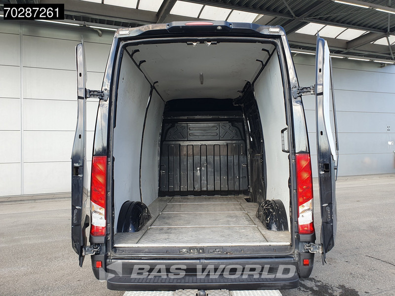 Iveco Daily 35S16 Automaat L2H2 3,5t Trekhaak Airco Cruise Camera Euro6 L2 11m3 Airco Trekhaak Cruise control - 패널 밴 : 사진 3 Iveco Daily 35S16 Automaat L2H2 3,5t Trekhaak Airco Cruise Camera Euro6 L2 11m3 Airco Trekhaak Cruise control - 패널 밴 : 사진 3