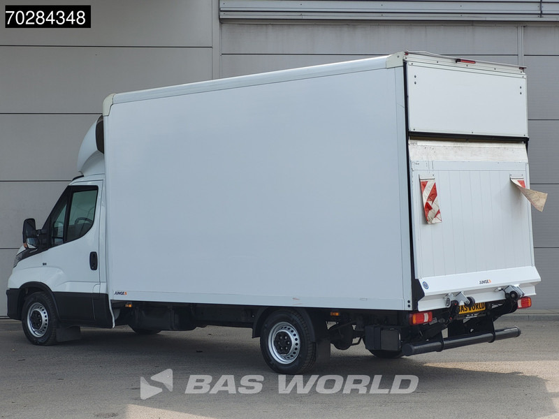 Iveco Daily 35S16 Automaat Laadklep Bakwagen 160PK Airco Camera Euro6 Meubelbak Koffer 21m3 Airco - 박스 밴 : 사진 2 Iveco Daily 35S16 Automaat Laadklep Bakwagen 160PK Airco Camera Euro6 Meubelbak Koffer 21m3 Airco - 박스 밴 : 사진 2