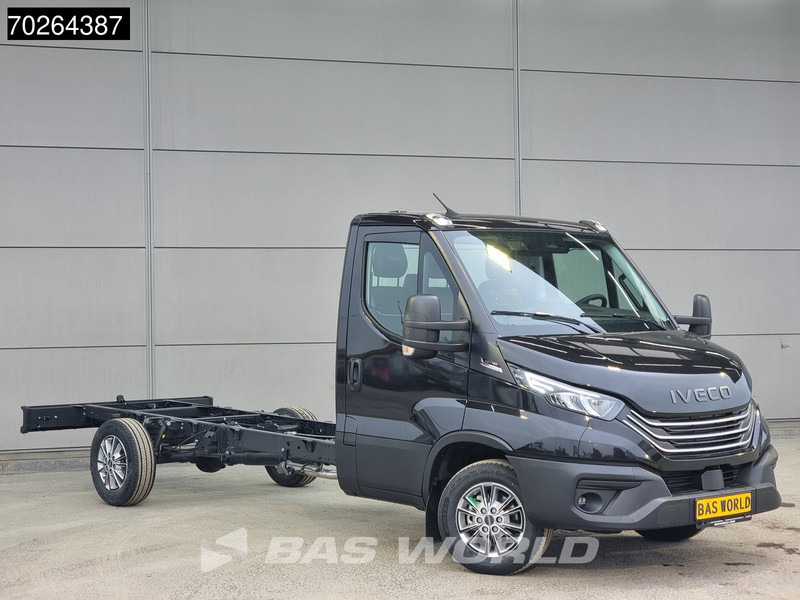 Iveco Daily 35S18 Automaat 410WB Chassis Cabine LED Navi ACC Camera Fahrgestell Airco - 밴 : 사진 3 Iveco Daily 35S18 Automaat 410WB Chassis Cabine LED Navi ACC Camera Fahrgestell Airco - 밴 : 사진 3