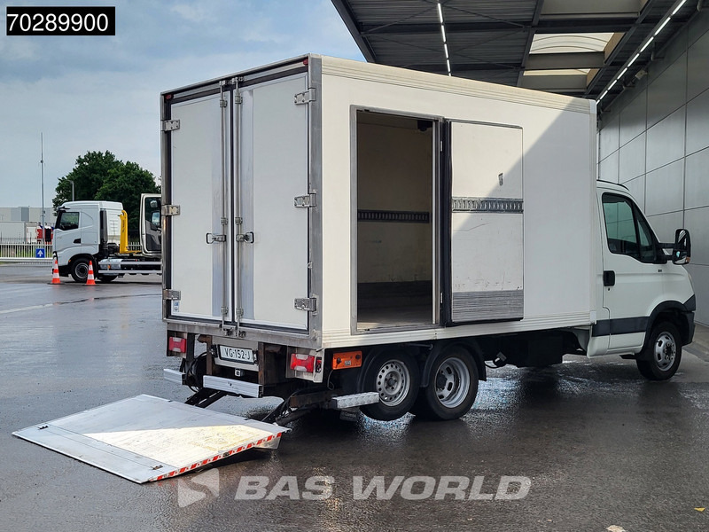 Iveco Daily 40C15 BE-Combi 75Plus Koelwagen Laadklep Carrier Xarios 350 Zijdeur Achterdeuren Airco Cruise Camera Koel Koeler Kühl Kühler Küh - 냉동 밴 : 사진 3 Iveco Daily 40C15 BE-Combi 75Plus Koelwagen Laadklep Carrier Xarios 350 Zijdeur Achterdeuren Airco Cruise Camera Koel Koeler Kühl Kühler Küh - 냉동 밴 : 사진 3
