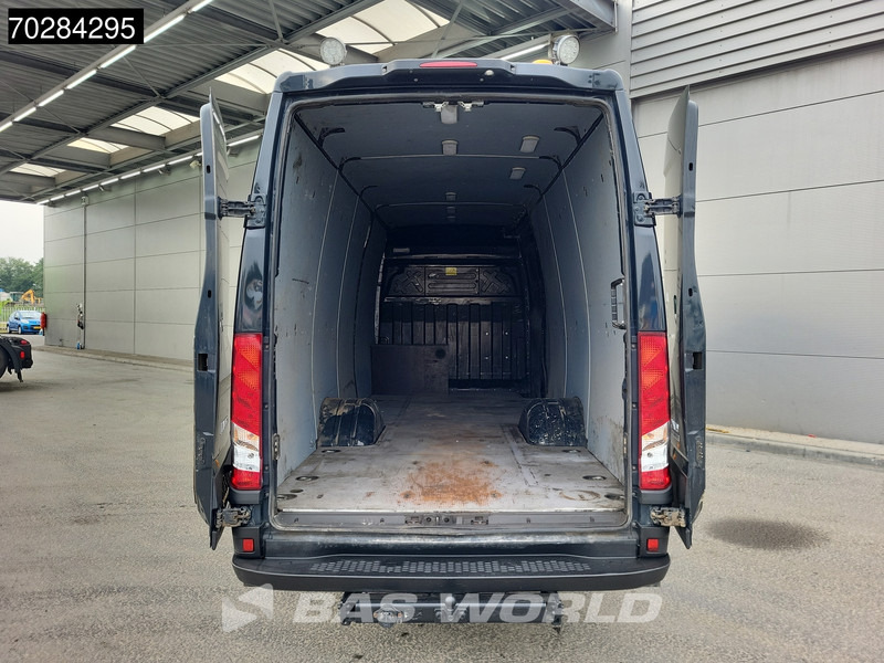 Iveco Daily 50C18 3.0L 180PK Luchtvering L3H2 Dubbellucht 3,5t Trekhaak Airco Camera Euro6 L4H2 16m3 Airco Trekhaak - 패널 밴 : 사진 3 Iveco Daily 50C18 3.0L 180PK Luchtvering L3H2 Dubbellucht 3,5t Trekhaak Airco Camera Euro6 L4H2 16m3 Airco Trekhaak - 패널 밴 : 사진 3