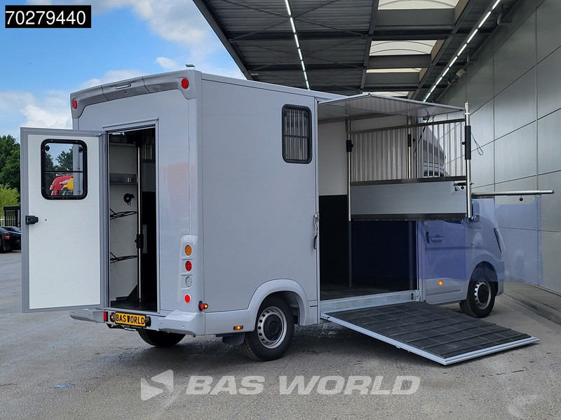 Renault Master 130pk 2025 model Paardenwagen Hengstenuitvoering / Horsetruck / Veewagen 18m3 Airco Cruise control - 밴 : 사진 2 Renault Master 130pk 2025 model Paardenwagen Hengstenuitvoering / Horsetruck / Veewagen 18m3 Airco Cruise control - 밴 : 사진 2