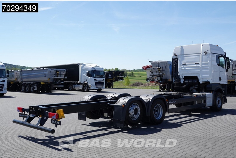 MAN TGX 26.520 TGX 6X2 Lift-Steering Axle Euro 6 - 캡 새시 트럭 : 사진 5 MAN TGX 26.520 TGX 6X2 Lift-Steering Axle Euro 6 - 캡 새시 트럭 : 사진 5