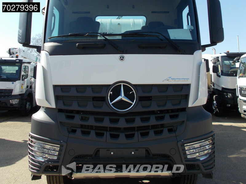 Mercedes-Benz Arocs 4145 8X4 10m3 Schwing Stetter mixer Manual Steelsuspension Euro 3 - 콘크리트 믹서 트럭 : 사진 5 Mercedes-Benz Arocs 4145 8X4 10m3 Schwing Stetter mixer Manual Steelsuspension Euro 3 - 콘크리트 믹서 트럭 : 사진 5
