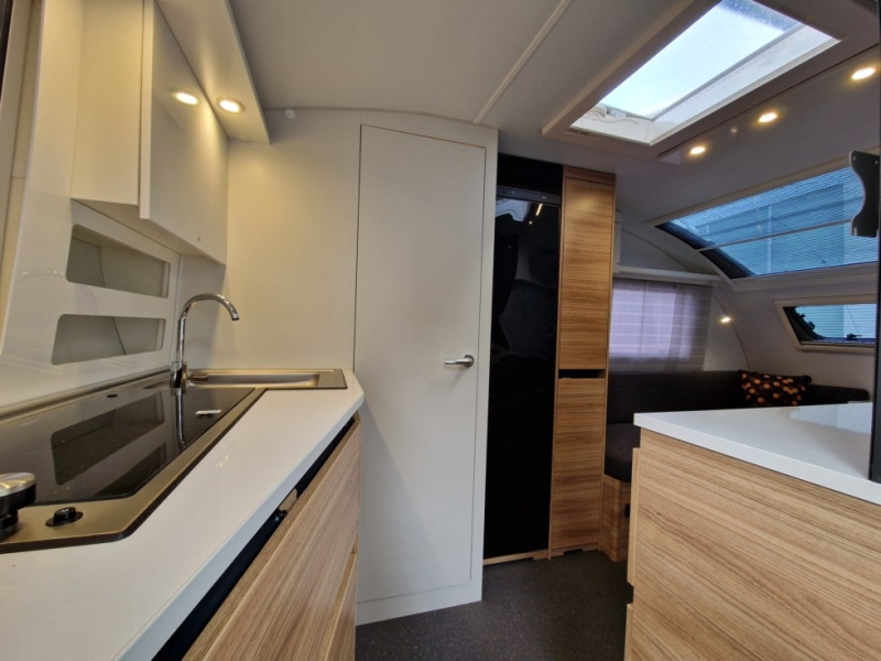 ADRIA ACTION 391 LH - 캐러밴 : 사진 3 ADRIA ACTION 391 LH - 캐러밴 : 사진 3