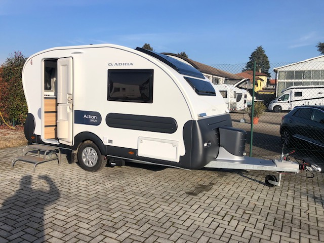 ADRIA ACTION 391 LH - 캐러밴 : 사진 1 ADRIA ACTION 391 LH - 캐러밴 : 사진 1
