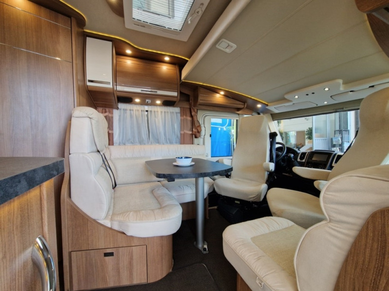 Carthago C-Tourer I 143 - 통합 모터홈 : 사진 4 Carthago C-Tourer I 143 - 통합 모터홈 : 사진 4