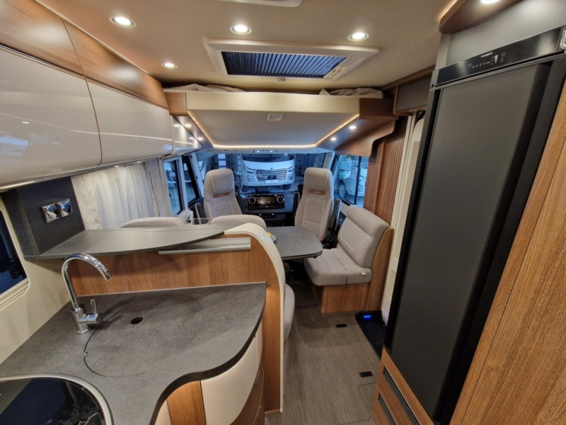 신규 통합 모터홈 Carthago Carthago C2 Tourer I Mercedes 145 RB-LE : 사진 14