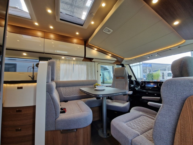 Carthago Carthago C2 Tourer I Mercedes 145 RB-LE - 통합 모터홈 : 사진 4 Carthago Carthago C2 Tourer I Mercedes 145 RB-LE - 통합 모터홈 : 사진 4