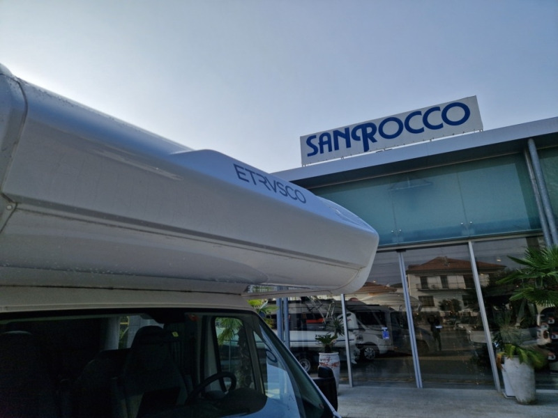 Etrusco A 7300 DB - 알코브 모터홈 : 사진 4 Etrusco A 7300 DB - 알코브 모터홈 : 사진 4
