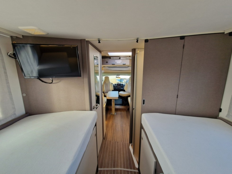 세미 통합 모터홈 Etrusco T 7400 SBC : 사진 10