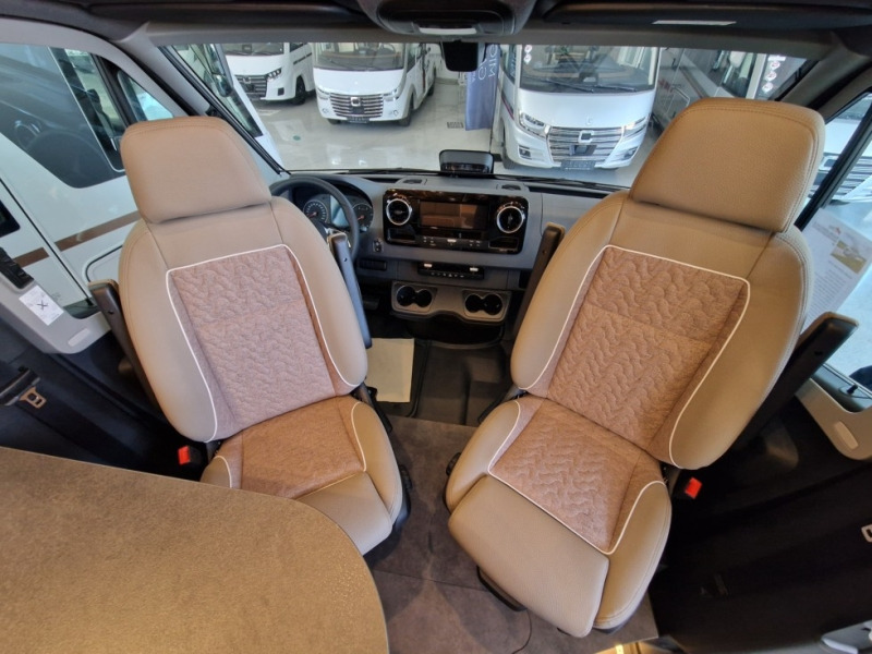 신규 캠핑 밴 Malibu Genius 641 LE : 사진 8