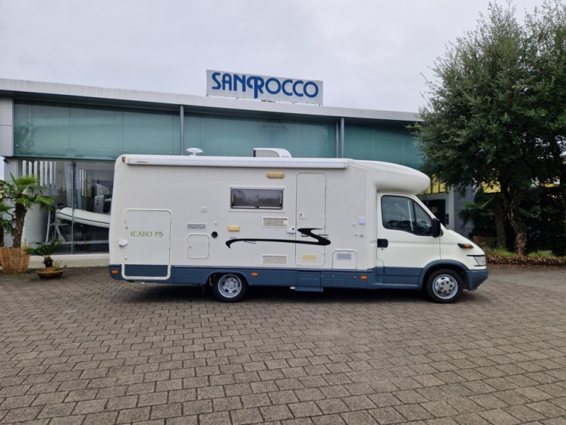 Mobilvetta Icaro P 5 - 세미 통합 모터홈 : 사진 2 Mobilvetta Icaro P 5 - 세미 통합 모터홈 : 사진 2