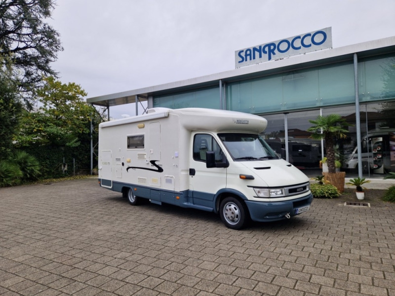 Mobilvetta Icaro P 5 - 세미 통합 모터홈 : 사진 1 Mobilvetta Icaro P 5 - 세미 통합 모터홈 : 사진 1