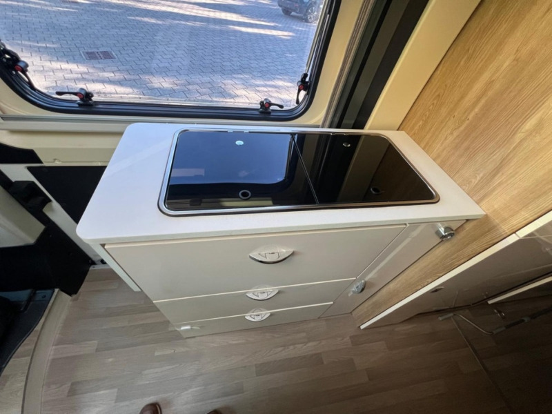 Rimor Horus 45 - 캠핑 밴 : 사진 5 Rimor Horus 45 - 캠핑 밴 : 사진 5