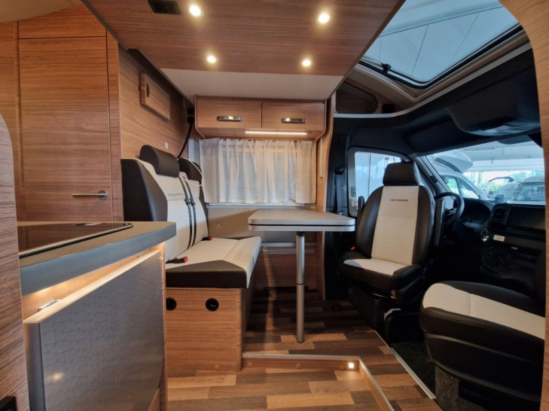 Weinsberg CaraCompact Suite MB 640 MEG - 세미 통합 모터홈 : 사진 4 Weinsberg CaraCompact Suite MB 640 MEG - 세미 통합 모터홈 : 사진 4